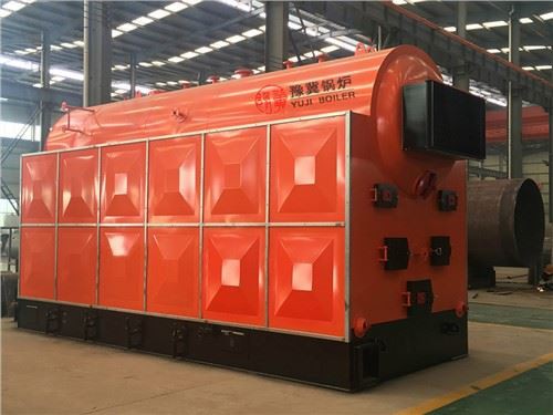 Holzbefeuerter Industriekessel